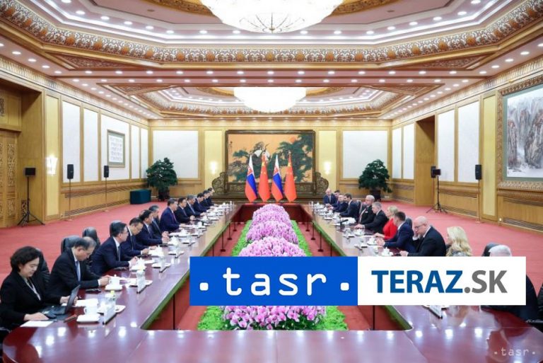 Vláda podpísala s Čínou 13 dokumentov, najmä o ekonomickej spolupráci