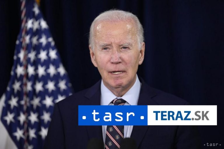Biden udelil Prezidentskú medailu slobody s vyznamenaním pápežovi