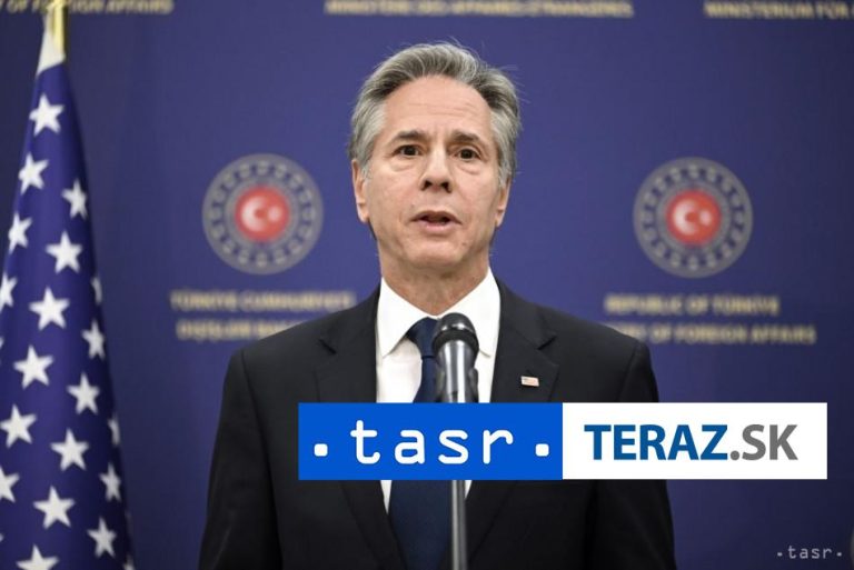 Blinken:Sýrski povstalci by si mali vziať poučenie z izolácie Talibanu