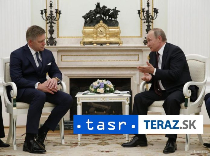 Hnutie-Slovensko-reagovalo-na-stretnutie-R-Fica-a-V-Putina.jpg