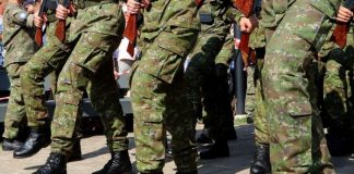 Pri nábore do armády v Ghane zahynulo v tlačenici najmenej šesť ľudí