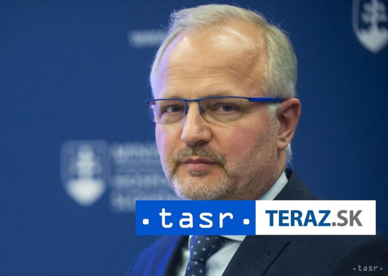 Novým členom mimoparlamentnej strany Demokrati sa stal K. Hirman