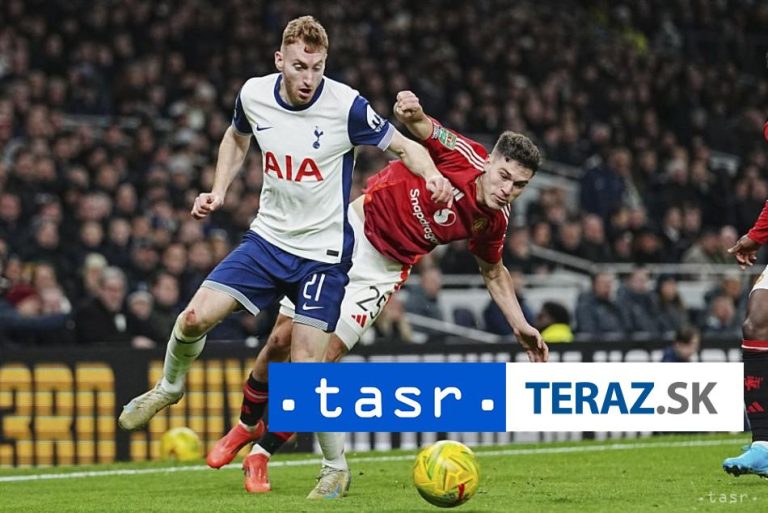 Tottenham je po šokujúcom boji v hre o prvú trofej po 16 rokoch