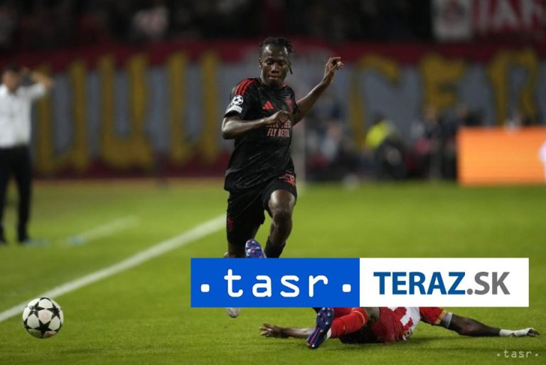 Obranca Kabore odchádza z Manchestru na hosťovanie do Werderu Brémy