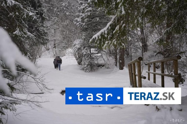 Pomáhali zranenému mužovi nad Žiarskou chatou