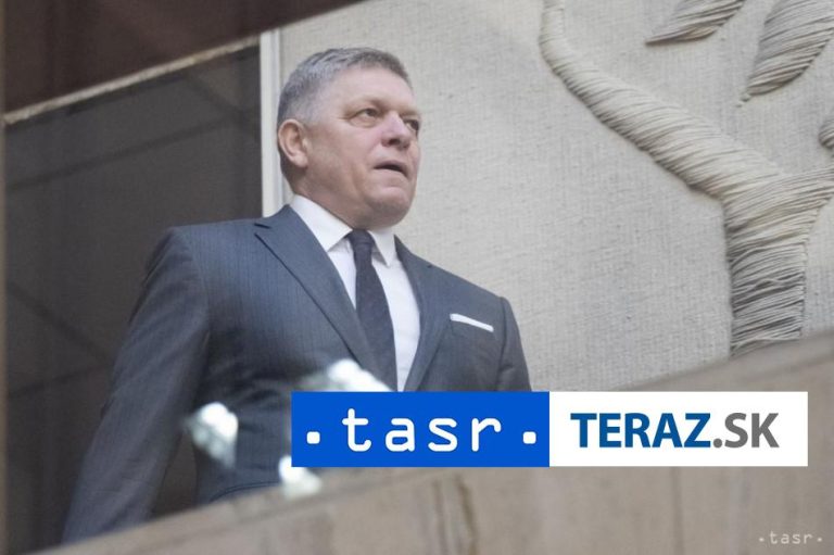 Fico:V Paríži sa koná stretnutie priateľov vojny, SR tam nemá čo robiť