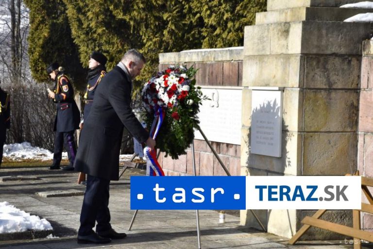 Prezident si v Kľaku a Ostrom Grúni uctil obete Krvavej nedele