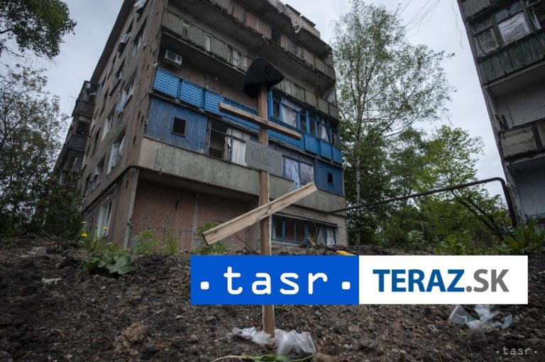 V Časiv Jare na frontovej línii sa stále nachádza vyše 200 civilistov