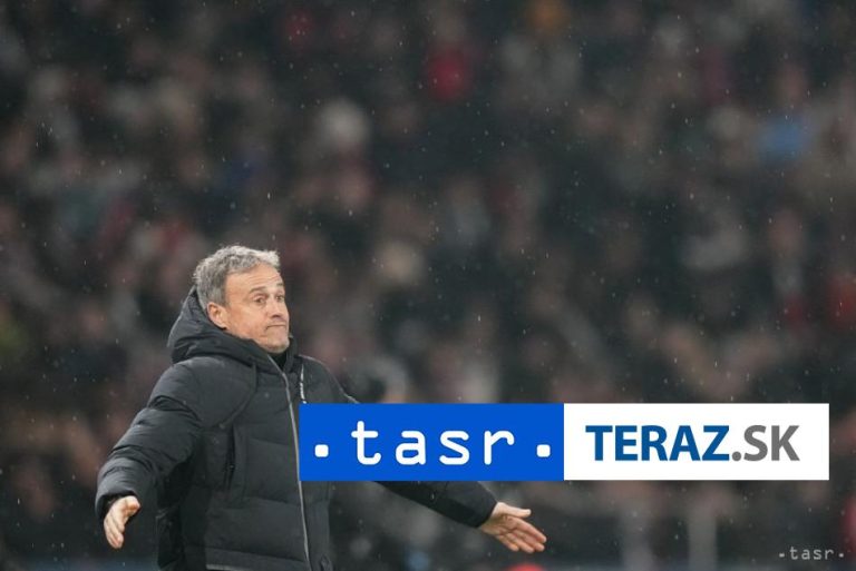 Enrique bude na lavičke PSG do roku 2027, kontrakt predĺžil i Hakimi