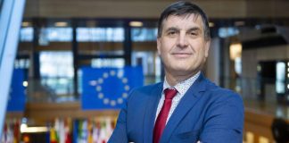 Ondruš výstavou na pôde EP upozornil na význam družstevníctva v Európe