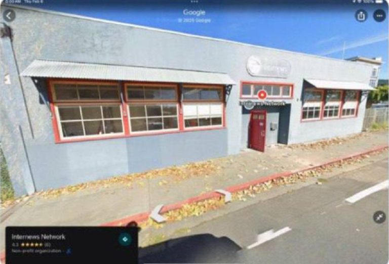 Na snímke „informačná centrála“, ktorá podľa dokumentov USAID spolupracuje so 4 …