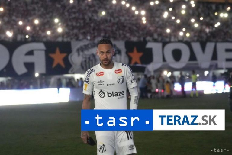 Neymar strelil svoj prvý gól od návratu do Santosu, skóroval z penalty