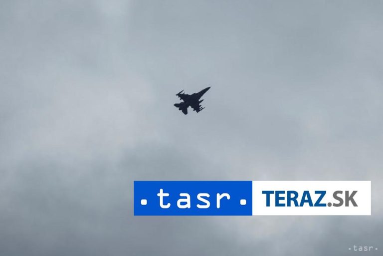 Juhokórejská stíhačka zhodila bomby inde ako mala, hlásia zranených