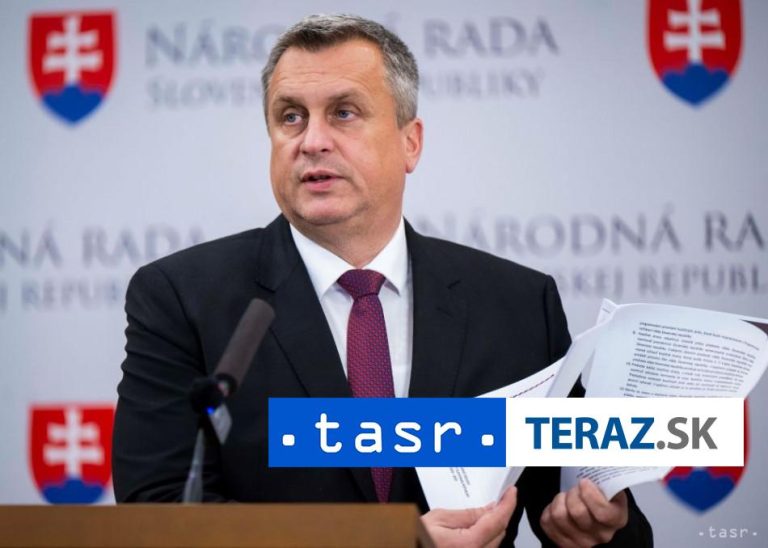 SNS navrhla, aby sa v NRSR prerokovala úprava výpočtov dôchodku