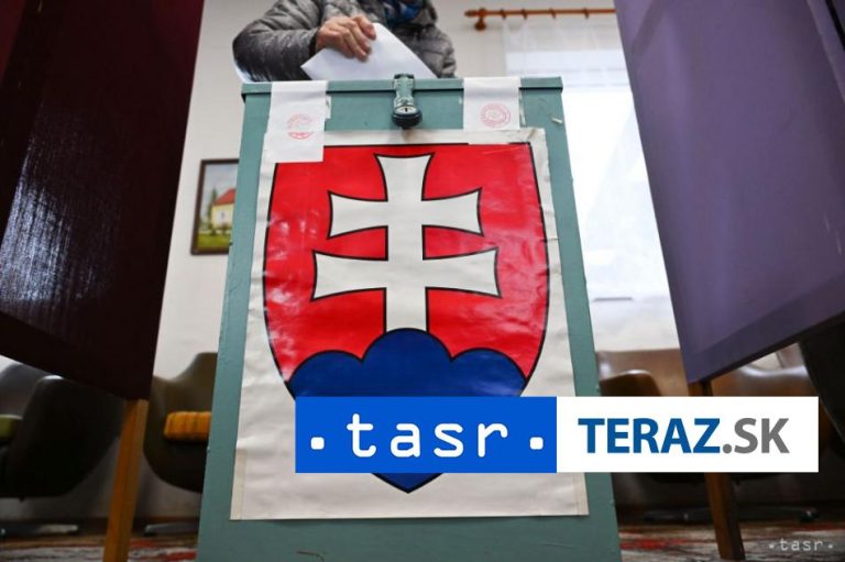 Koalícia by sa mohla venovať otázke možného posunu komunálnych volieb