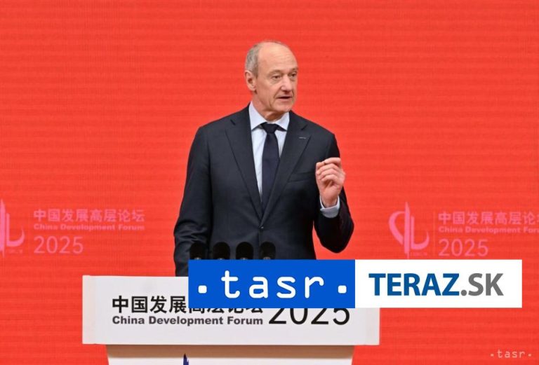 Globálny obchod bude pokračovať napriek Trumpovým clám