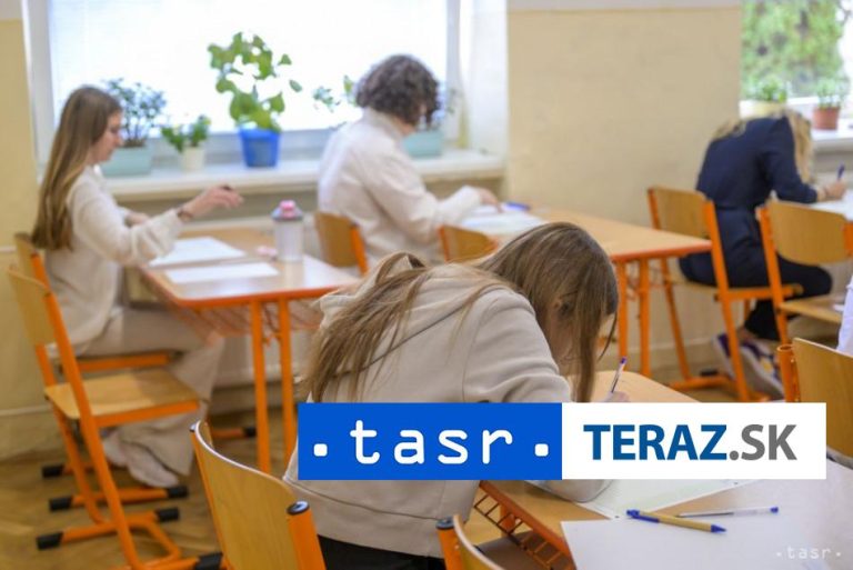 KDH a Kresťanská únia kritizujú školské zákony, ktoré prijala vláda