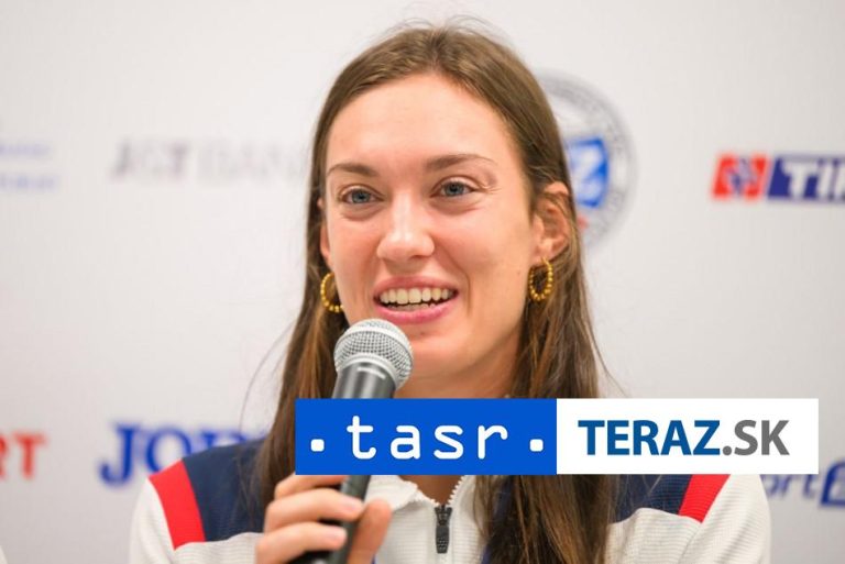 Mihalíková s Nichollsovou prehrali vo finále štvorhry v Indian Wells