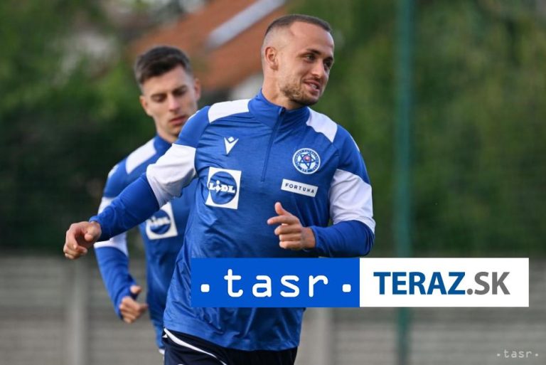 Conte je presvedčený, že Gilmour nahradí v Neapole zraneného Lobotku