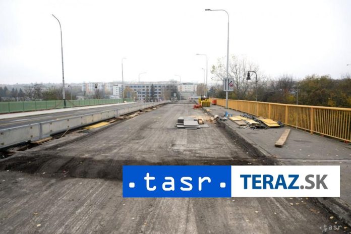 Prace-na-frekventovanom-Cabajskom-moste-v-Nitre-prebiehaju-podla-planu.jpg