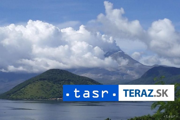 Pre erupcie sopky zrušili niekoľko letov z ostrova Bali