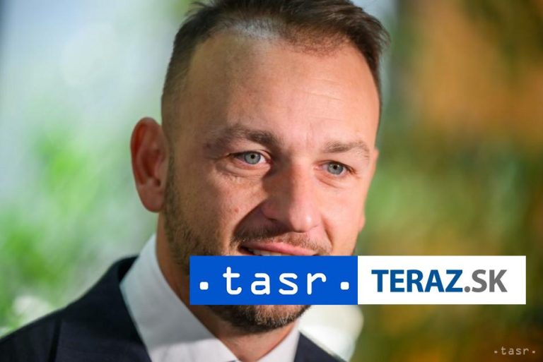 Rozšírené predsedníctvo Hlas-SD vyjadrilo dôveru Šutajovi Eštokovi