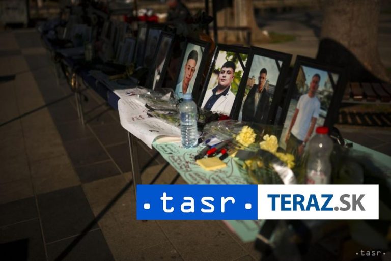 V Macedónsku v súvislosti s požiarom v klube je podozrivých 34 osôb