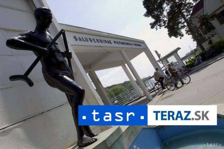 V Piešťanoch začne komplexná obnova fontány pod sochou barlolámača