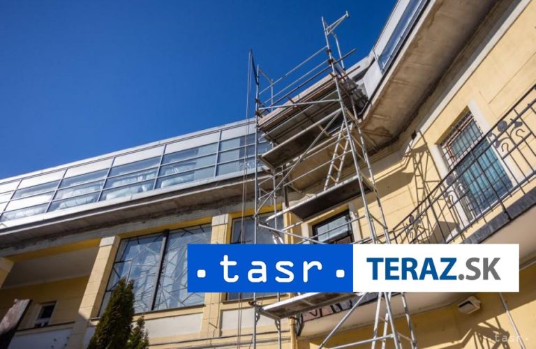 V Považskej galérii sa konal kontrolný deň rekonštrukcie strechy