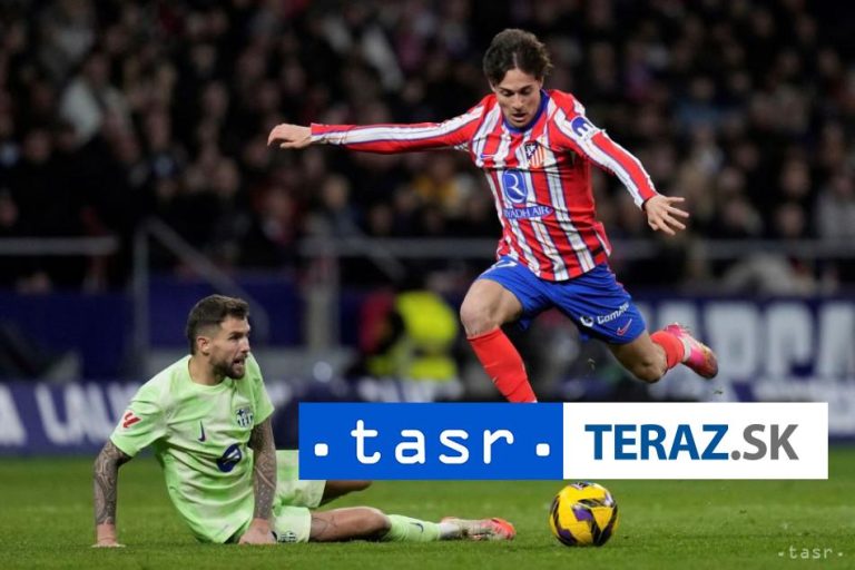 Casado bude pre zranenie absentovať dva mesiace, potvrdila Barcelona