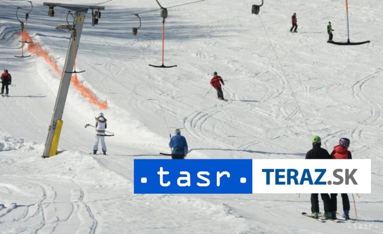 Zjazdovky sú s novým prachovým snehom, v prevádzke je desať stredísk