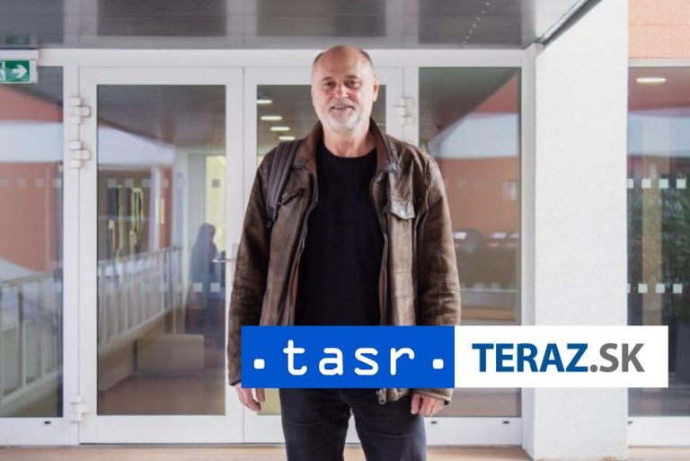 Česká vláda zlyhala, lebo nemala víziu a slušnosť nestačí