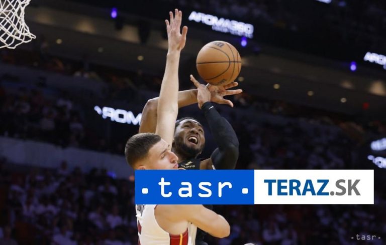 Cleveland deklasoval Miami a postúpil do konferenčného semifinále