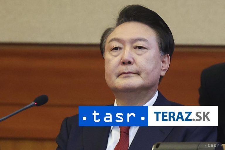 Jun musí odškodniť občanov za ujmu spôsobenú stanným právom