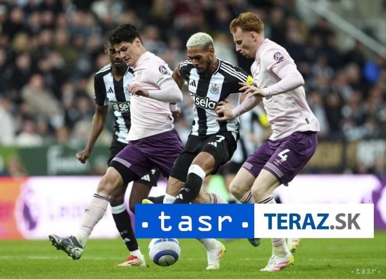 Newcastle bez Dúbravku zvíťazil,Liverpool v derby uspel proti Evertonu