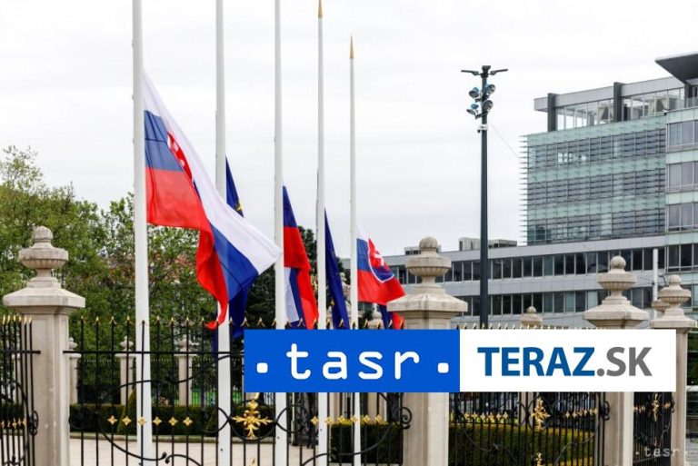 Štátny smútok sa skončil, SR si ním uctila osobnosť pápeža Františka