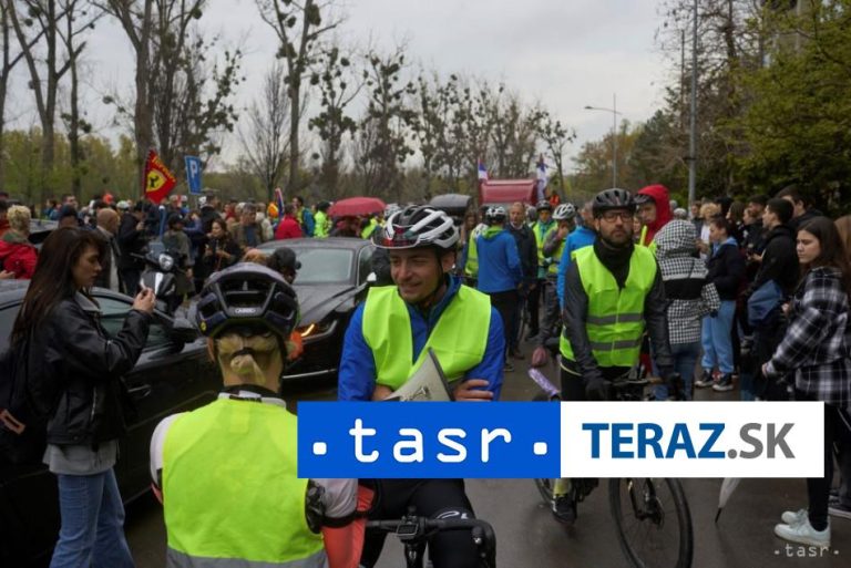 Študenti opäť zablokovali budovy telerozhlasu v Belehrade a Novom Sade