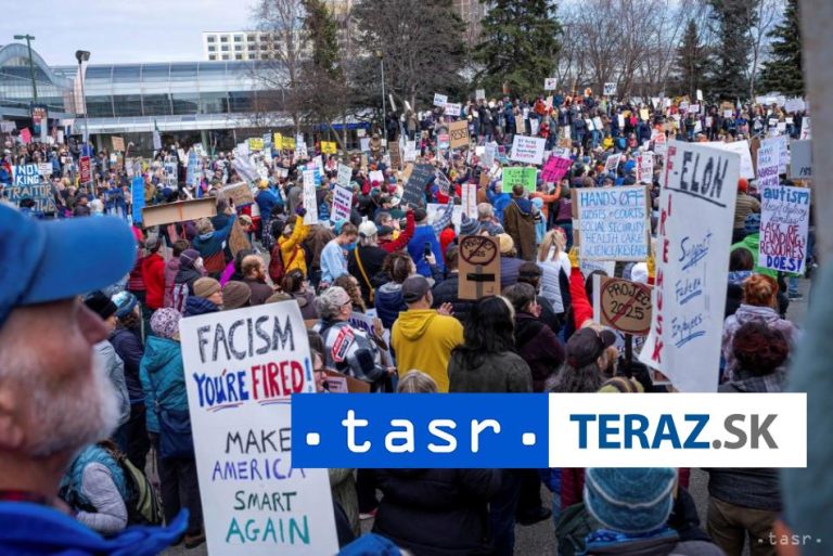 V USA opäť protestovali tisícky odporcov Trumpovej administratívy