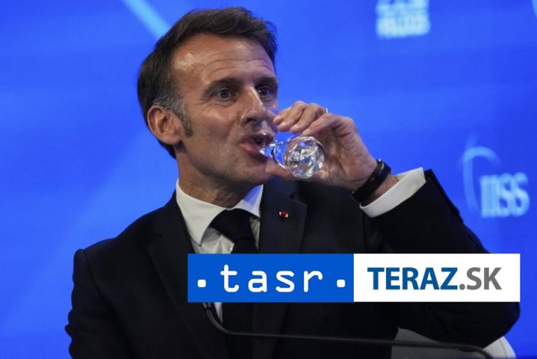 Izrael obvinil Macrona z križiackej výpravy proti židovskému štátu