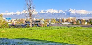 V najbližších dňoch sa ochladí, na severe sa v utorok očakáva sneh