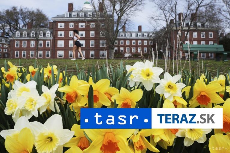 Trump obhajuje zákaz Harvardu prijímať zahraničných študentov