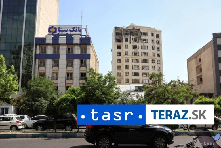 Izraelské útoky zasiahli ministerstvo obrany v Teheráne