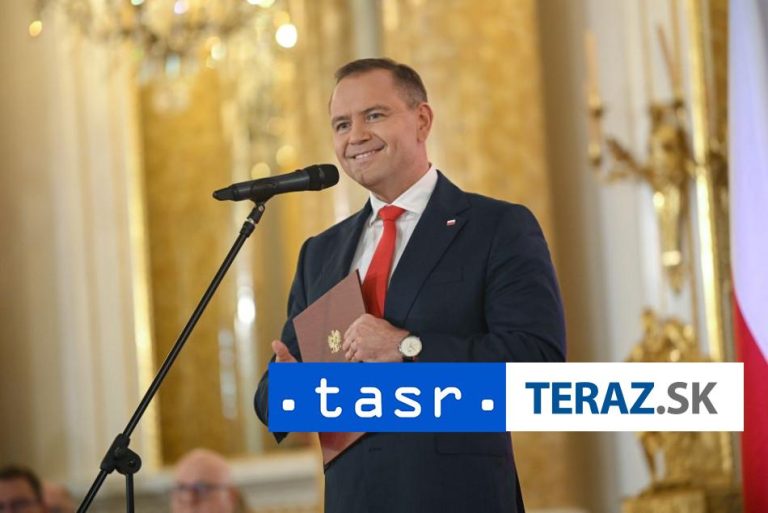 Predseda poľského Sejmu umožní zloženie prísahy Karola Nawrockého