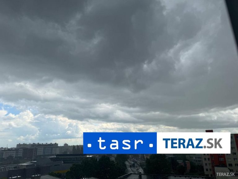 Na východnom Slovensku pribudla výstraha druhého stupňa pred búrkami