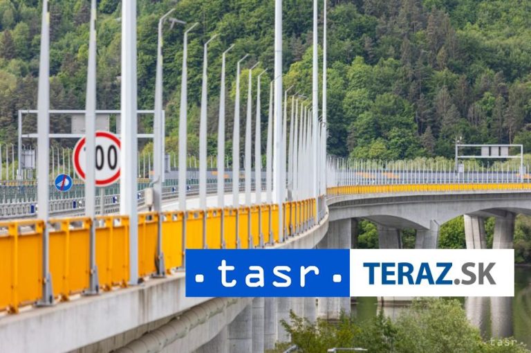 Porucha auta na diaľnici: Na toto by ste mali myslieť