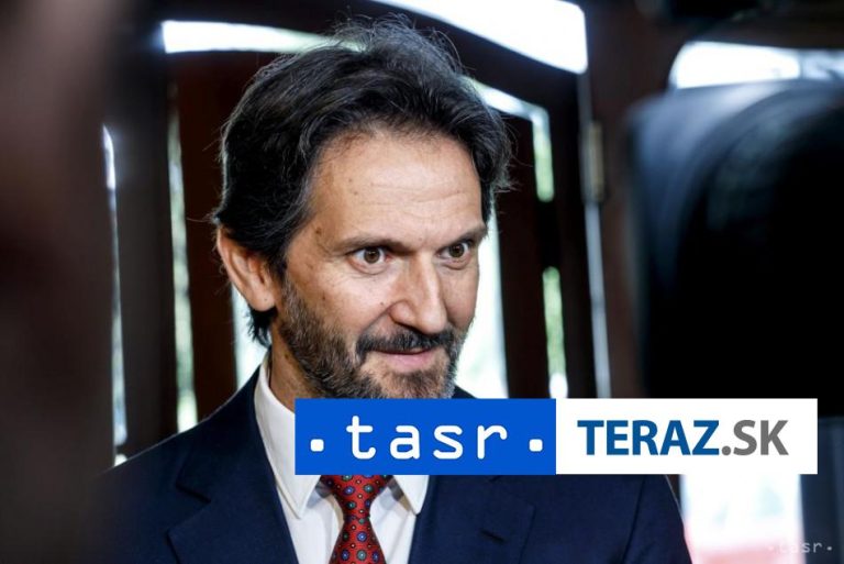 K žandárom sa hlási asi 1800 ľudí, prvých 100 prešlo výcvikom