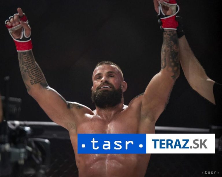 Vémola zdolal v súboji legiend Végha na body a získal Infinity Belt