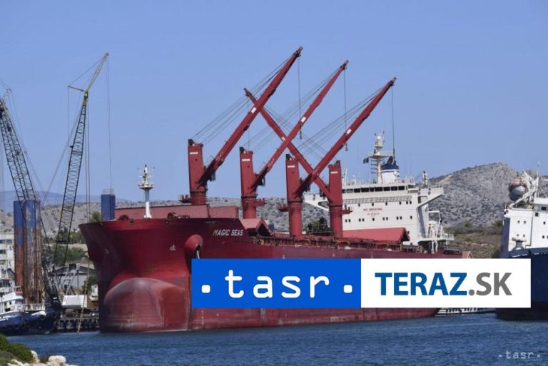 Húsíovia sa prihlásili k útoku na loď, ktorá sa potápa v Červenom mori