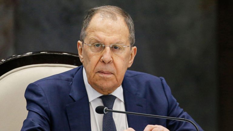 Lavrov: „Ľudské práva sa nesmú stať nástrojom na zasahovanie“