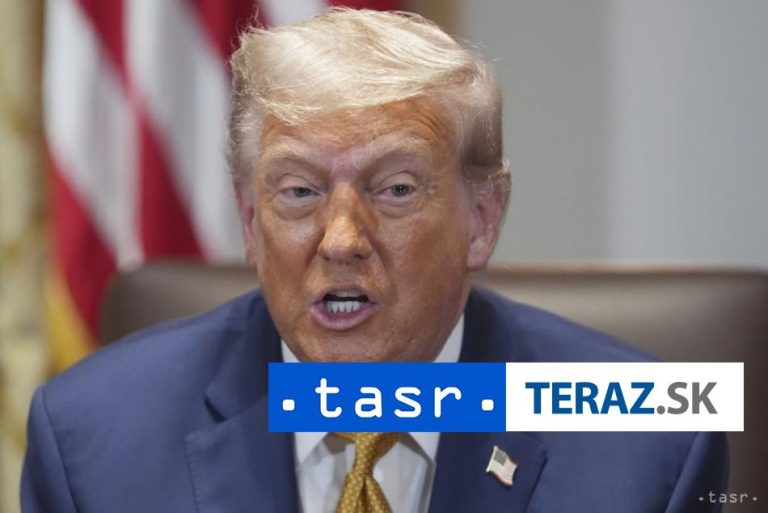 Trump oznámil 35-percentné clo na dovoz z Kanady